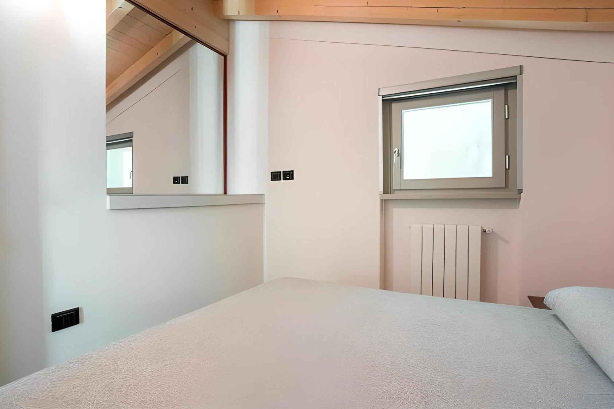 Appartamento Grande Terrazza Vista Lago Parzanica 외부 사진