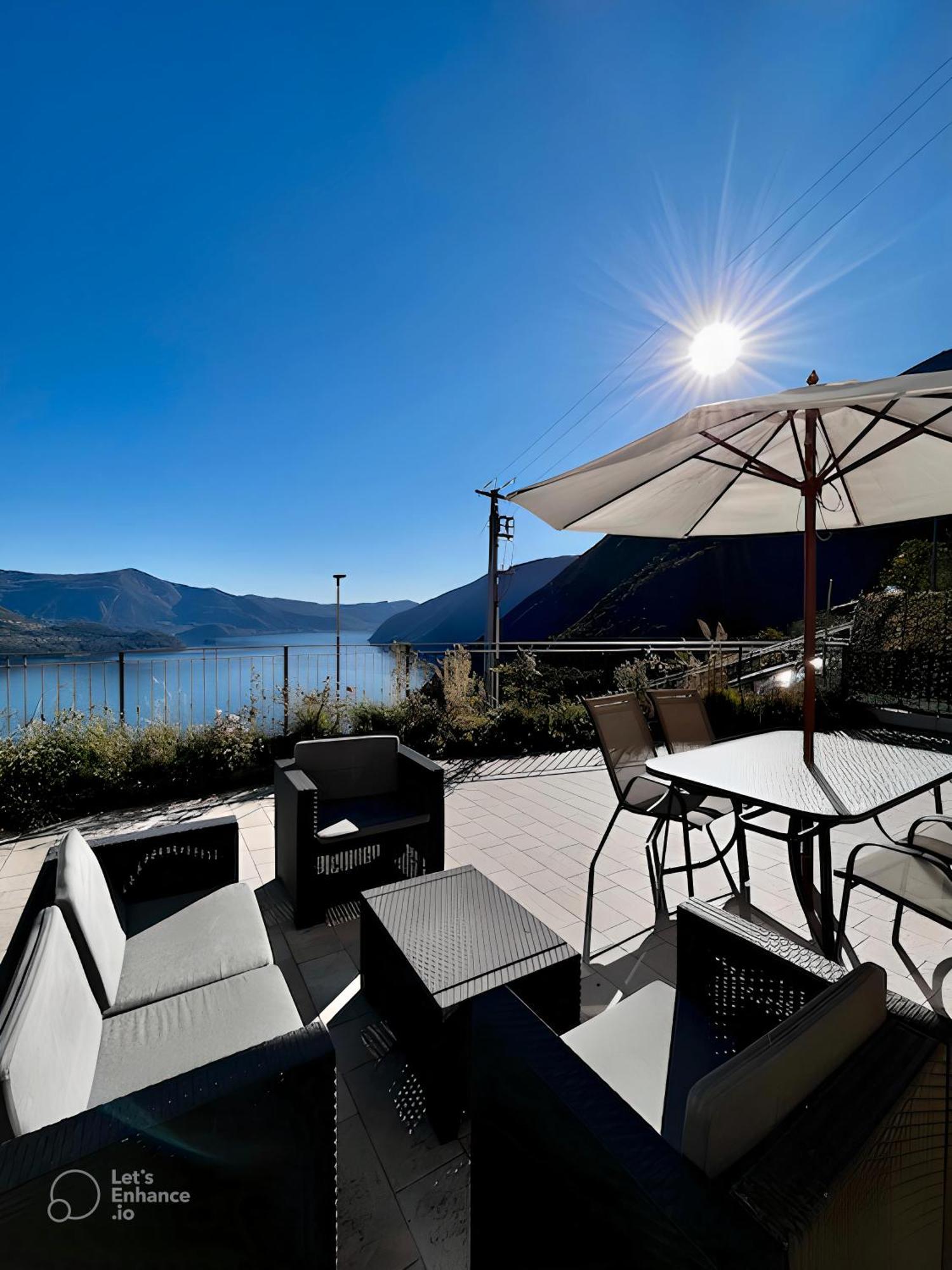 Appartamento Grande Terrazza Vista Lago Parzanica 외부 사진